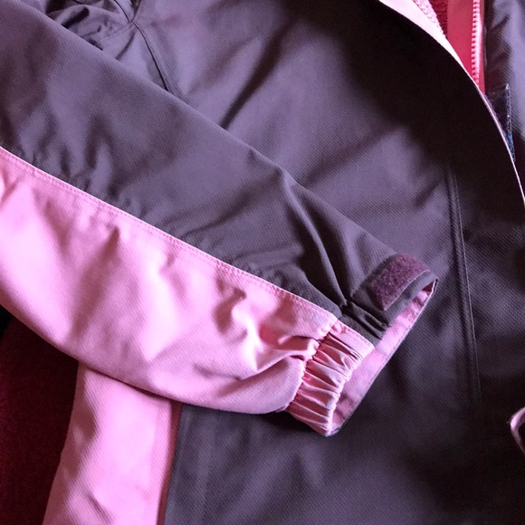 Rei fleeced line waterproof jacket with hood - Picture 3 of 6